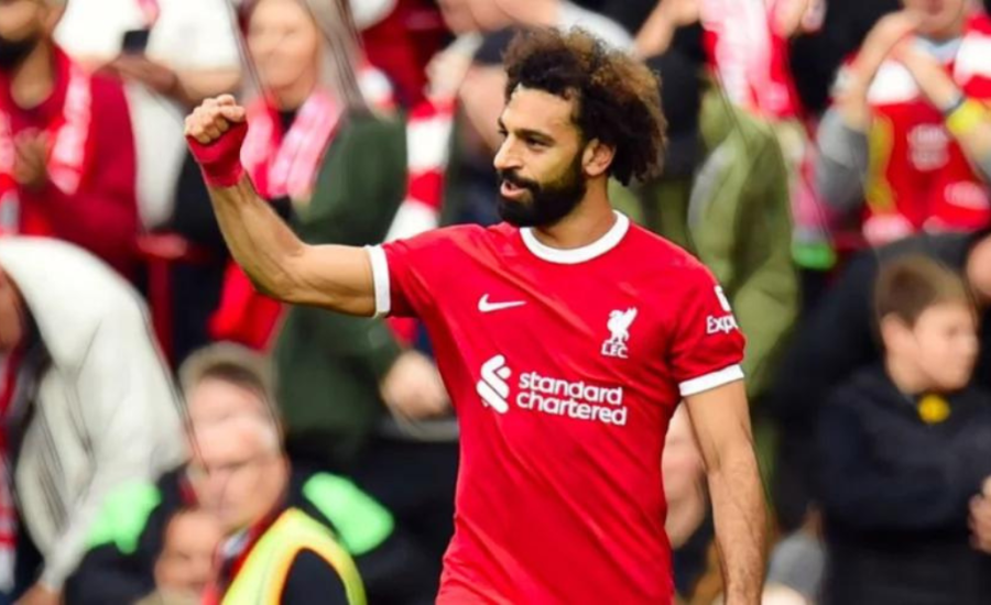 Liverpool 4-2 Tottenham: Mohamed Salah on target as Reds dent Spurs’ Champions League hopes