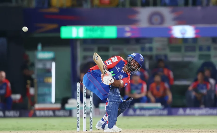 Pant’s no-look magic, a 110-metre hit, Gaikwad wows Dhoni