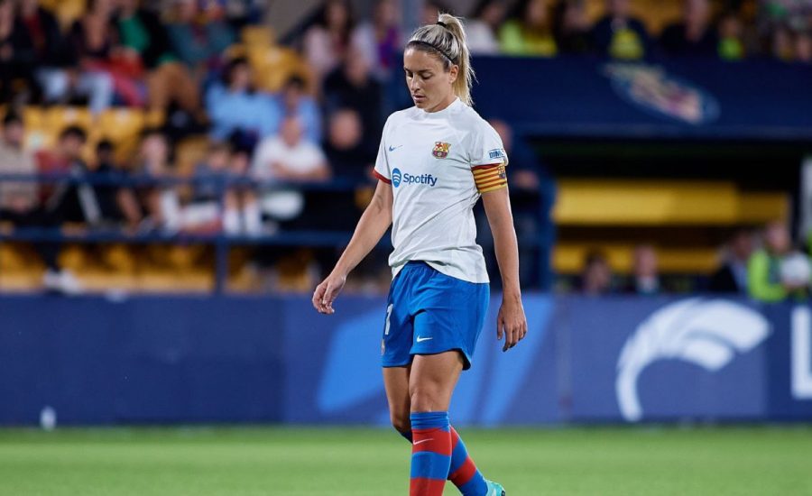 Alexia Putellas signs new 2-year deal with Barcelona