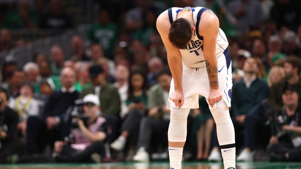 Sources: Luka Doncic had pain-killing shot before Game 2