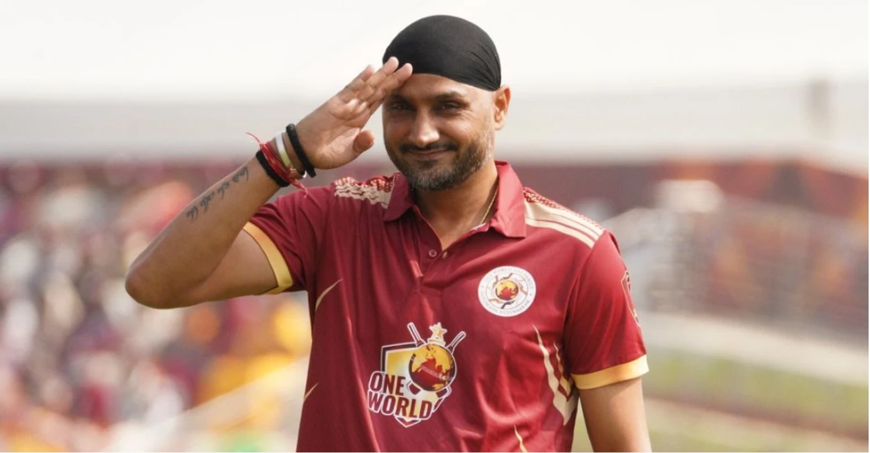 “Get the F…. out of here”: Harbhajan Singh teaches Pakistan journalist a lesson for life