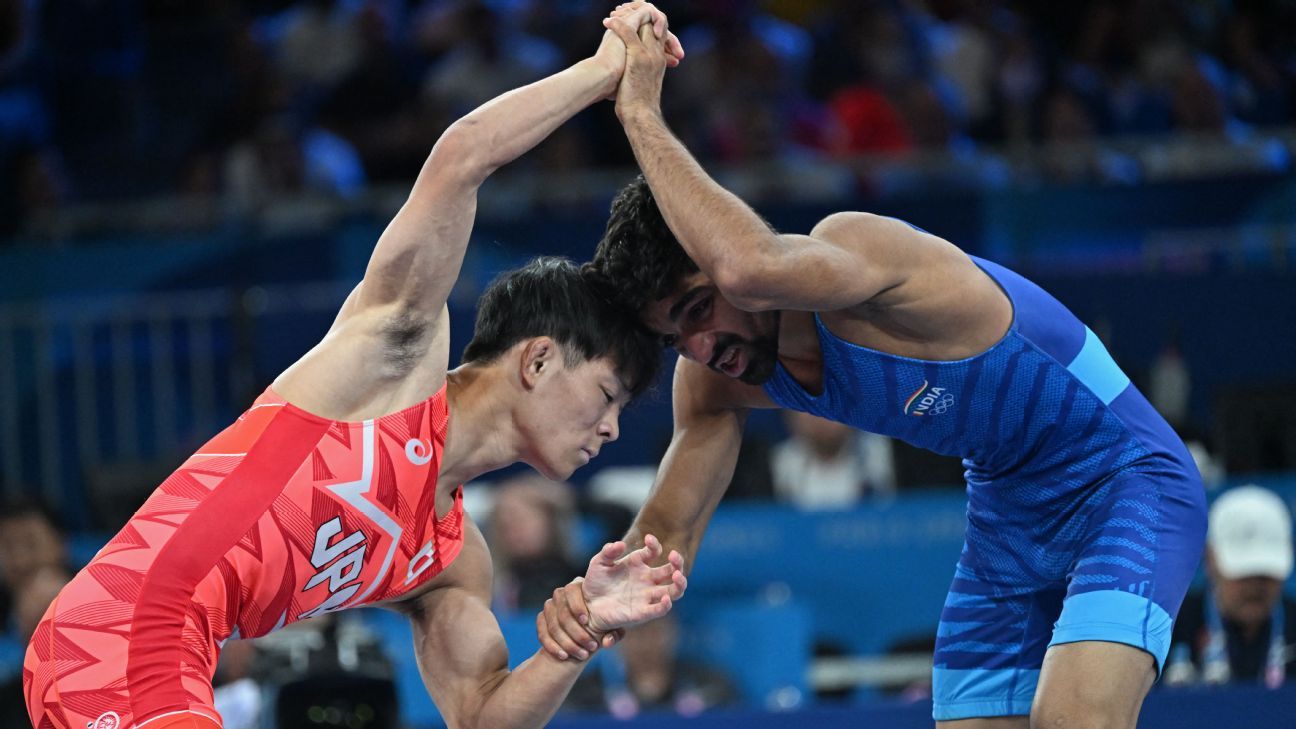 Aman Sehrawat overwhelmed by Higuchi, still in hunt for bronze