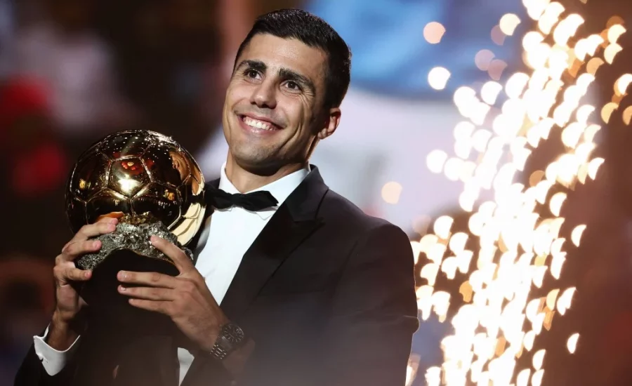 Rodri Triumphs at the 2024 Ballon d’Or: A Night of Celebration and Controversy