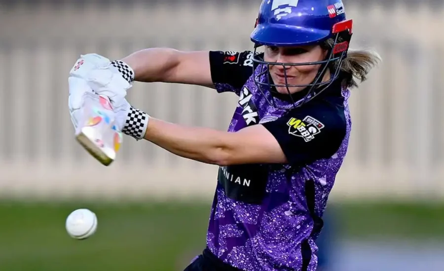 WBBL 2024: Nicola Carey shines in Hobart Hurricanes’ vital win over Sydney Thunder