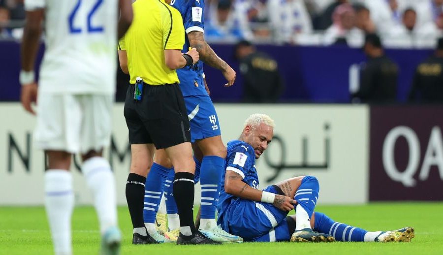 Neymar subbed off with injury after coming on for Al Hilal